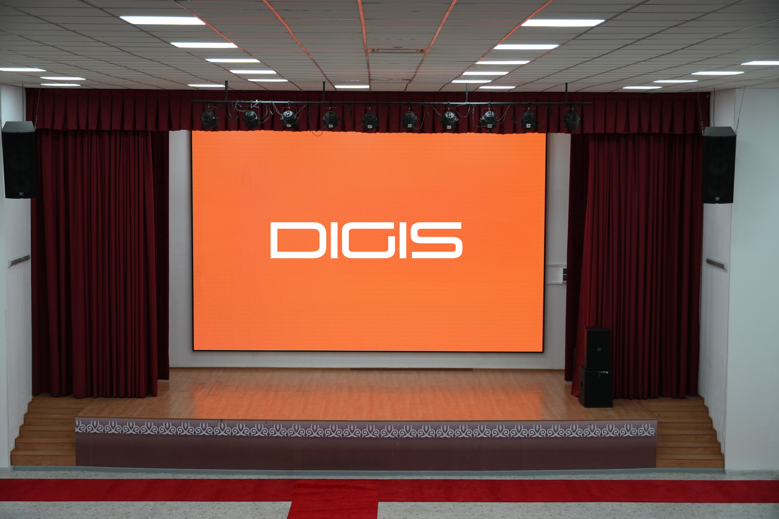 Оснащение актового зала - Назарбаев Интеллектуальная школа